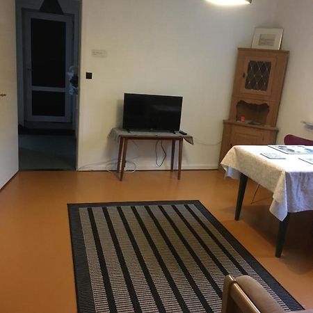 Roligt Centralt Beliggende Lejlighed I Tórshavn Extérieur photo