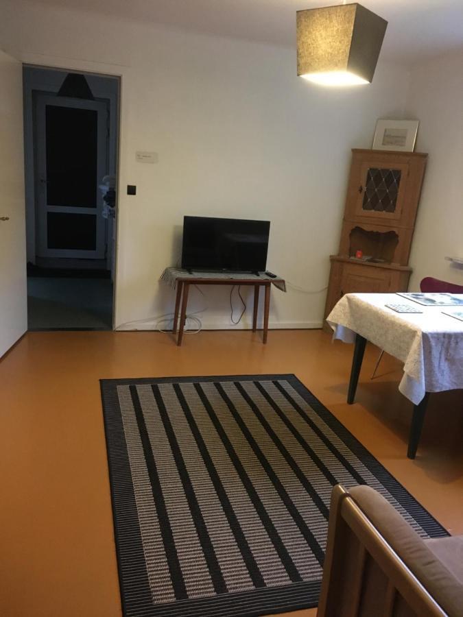 Roligt Centralt Beliggende Lejlighed I Tórshavn Extérieur photo